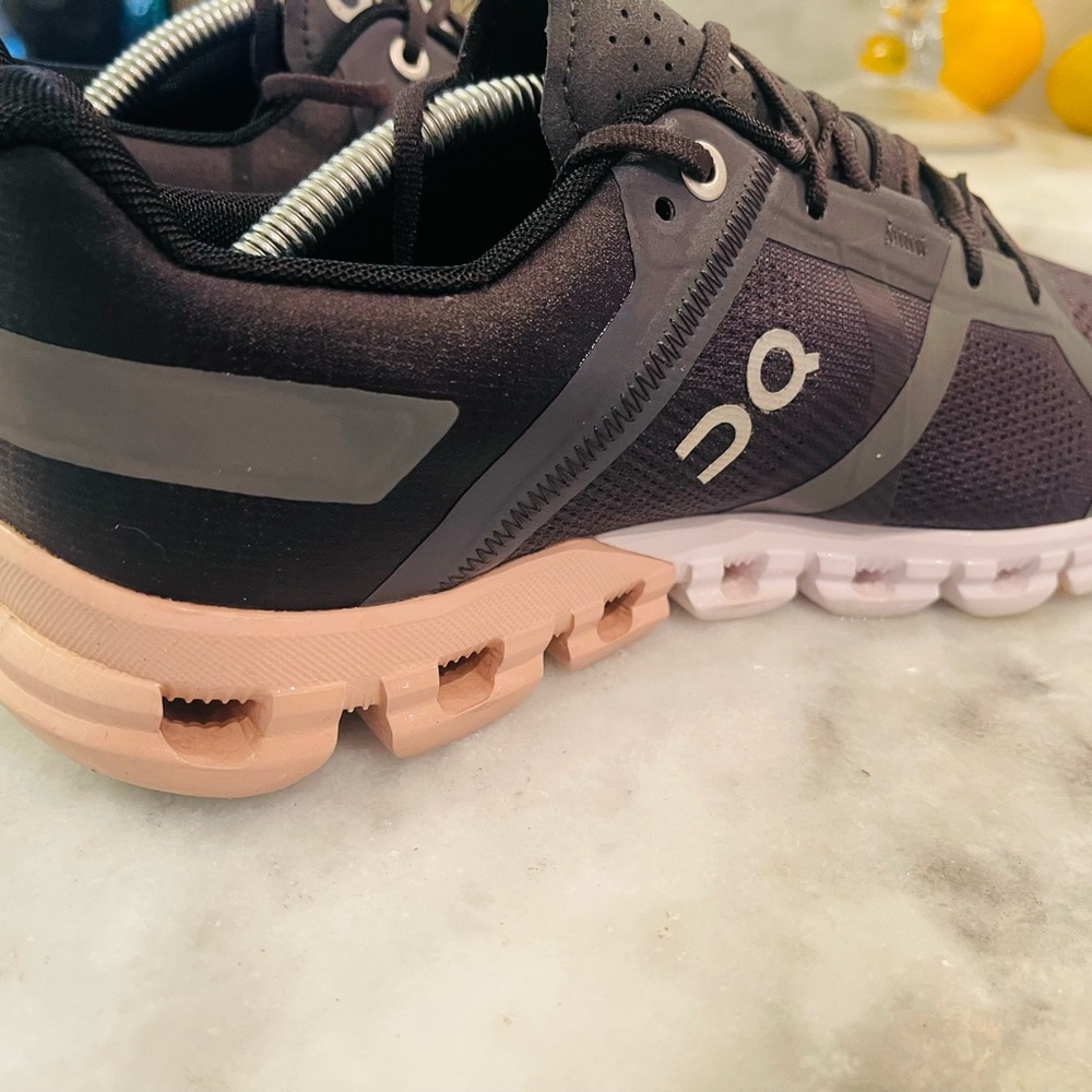 On Running Black and Pink Athletic Shoes - Picture 3 of 9